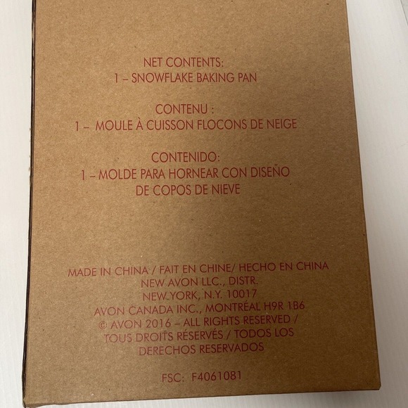 2 AVON Snowflake Baking Pan Carbon Steel w/Nonstick Coating 10 1/2" L x 7 1/2" W - Picture 5 of 6